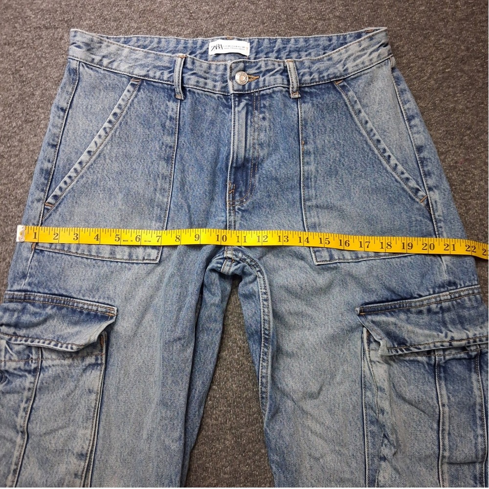 Zara Light Wash Blue Baggy Wide Leg Cargo Jeans Multi Pocket Straps Size 30 / 8 - Picture 7 of 14